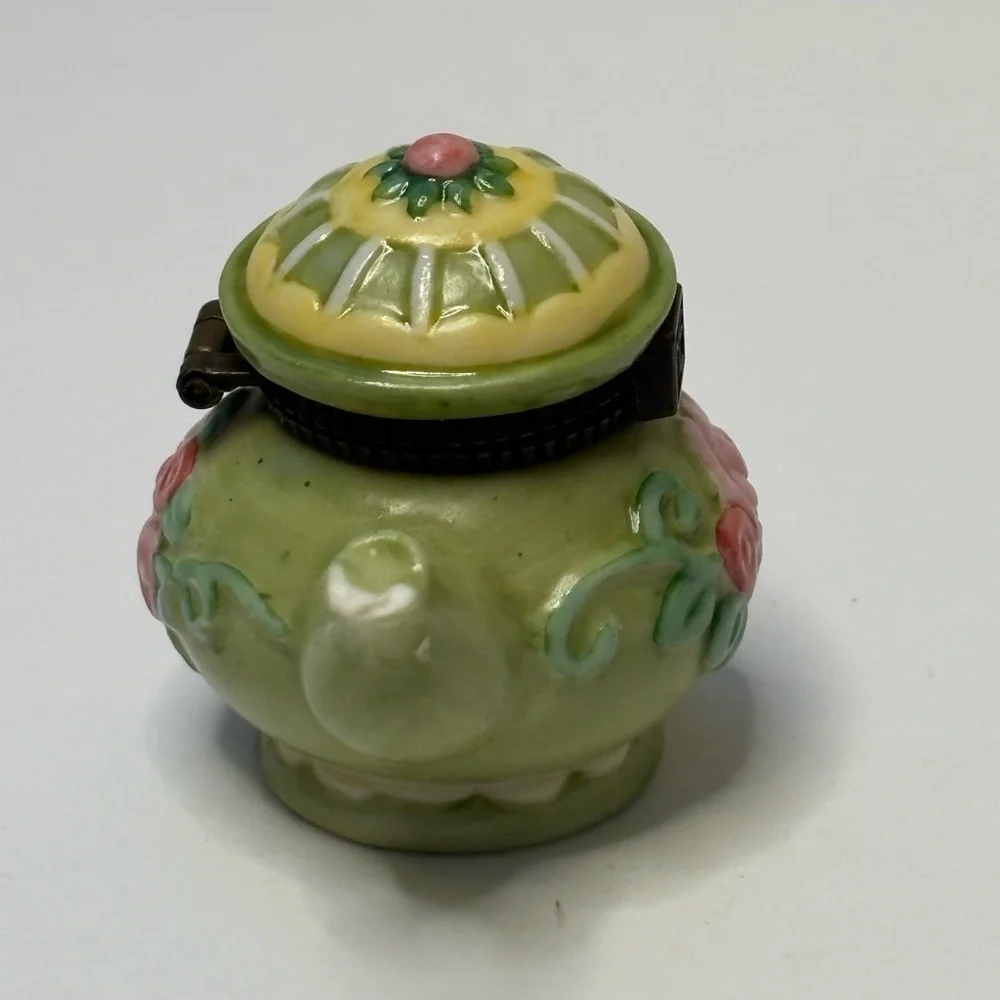 MARY ENGELBREIT MINIATURE TRINKET BOX TEAPOT - Picture 2 of 6